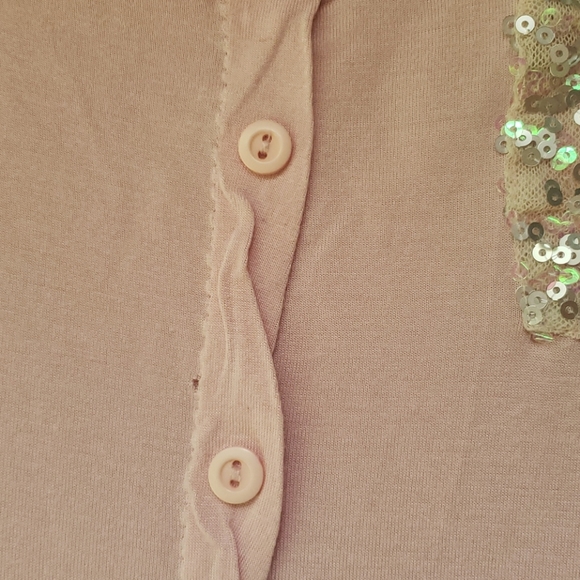 Shirt - Picture 4 of 5